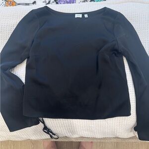 Black Long Sleeve Women's Top Aritizia